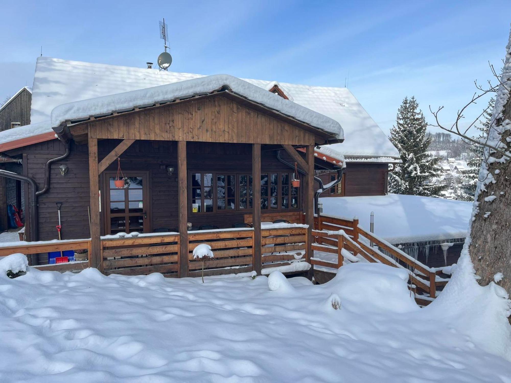 Penzion Harry Na Sjezdovce Krkonose Hotel Vysoké nad Jizerou Exterior foto