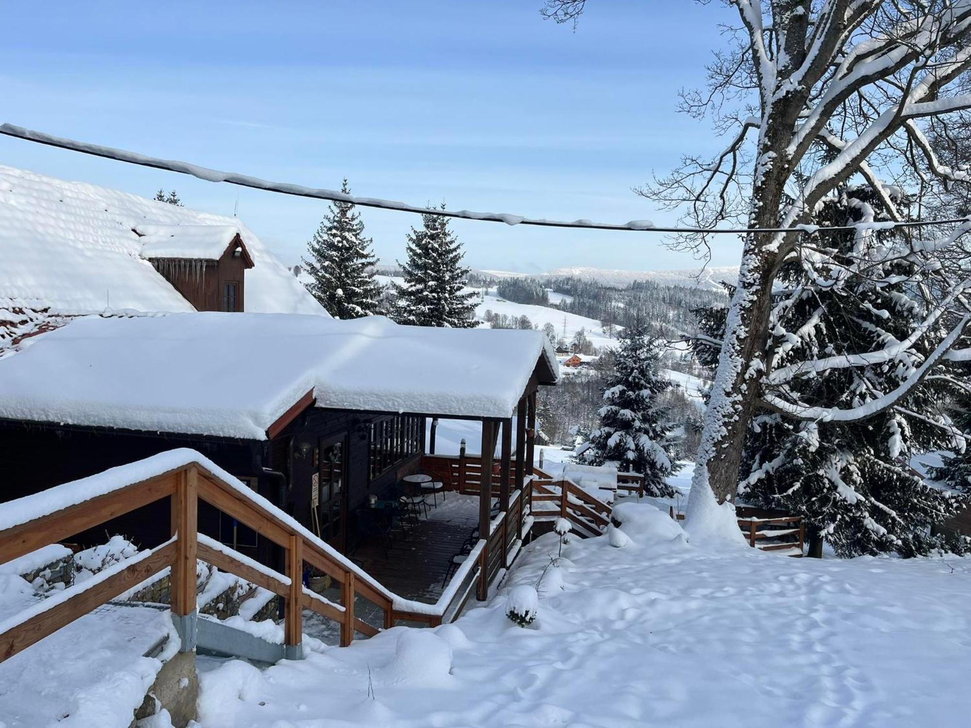 Penzion Harry Na Sjezdovce Krkonose Hotel Vysoké nad Jizerou Exterior foto